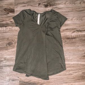 olive lululemon top